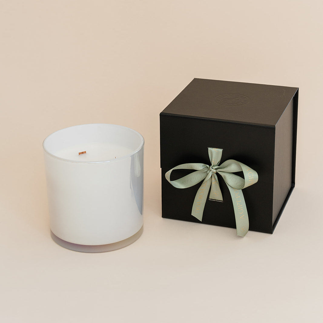 The Timeless Statement Candle (pre-order)