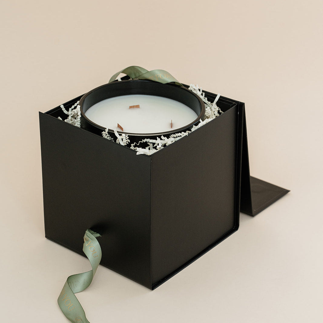 The Timeless Statement Candle (pre-order)