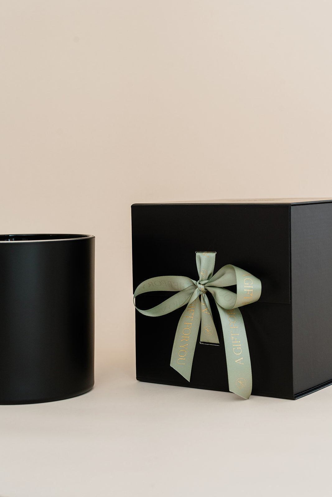 The Timeless Statement Candle (pre-order)