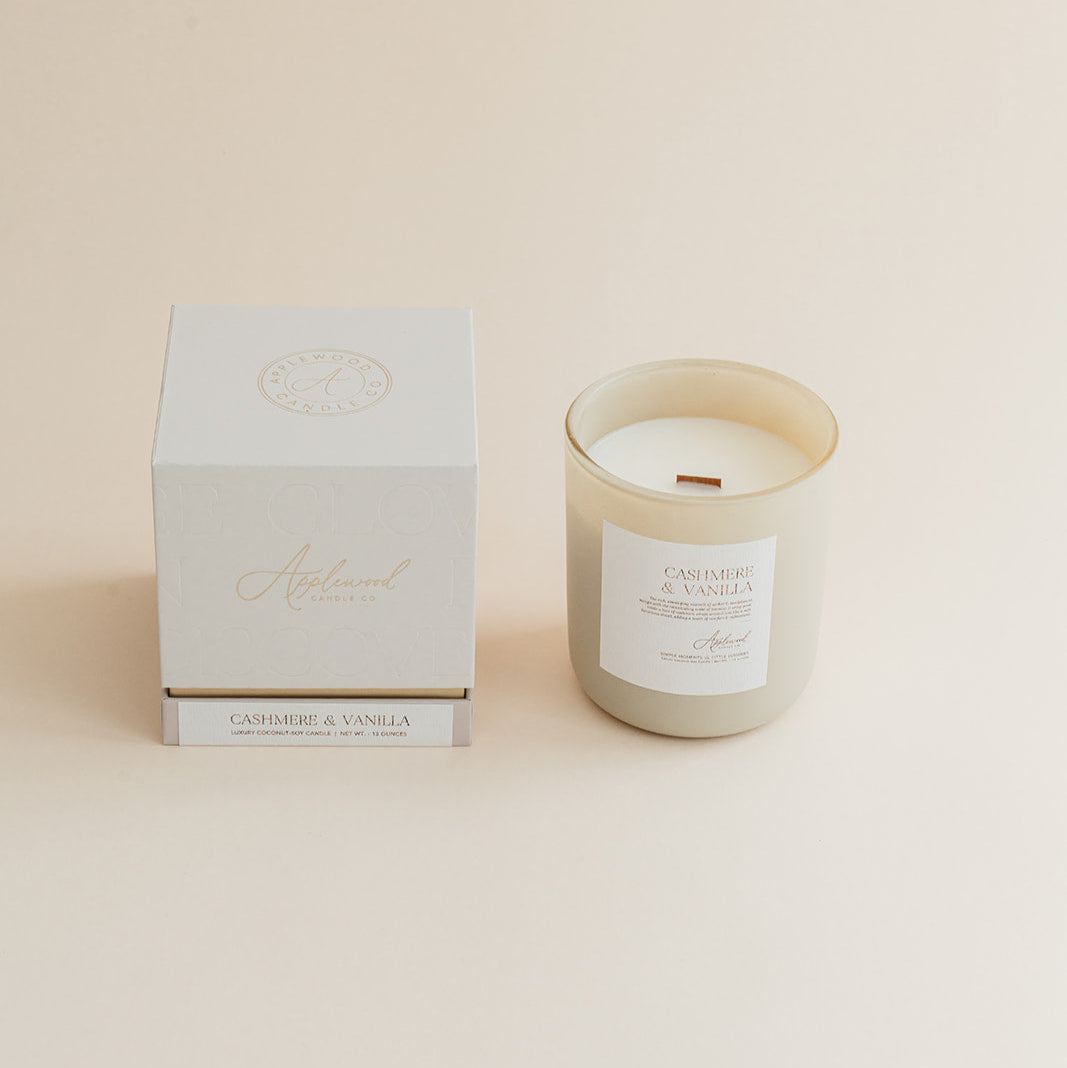 CASHMERE &amp; VANILLA | Luxury Candle (65+ hour burn)